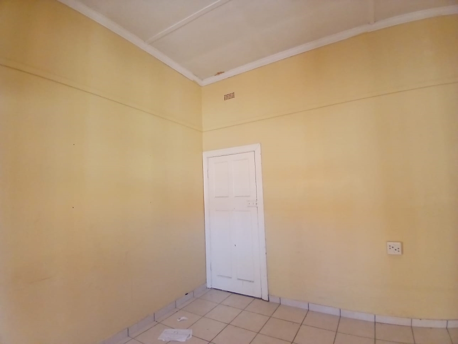 To Let Commercial Property for Rent in Rustenburg Central North West
